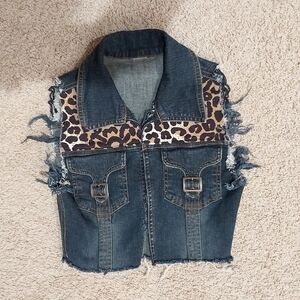 Juvenile Jean vest- brand unknown//B2B
